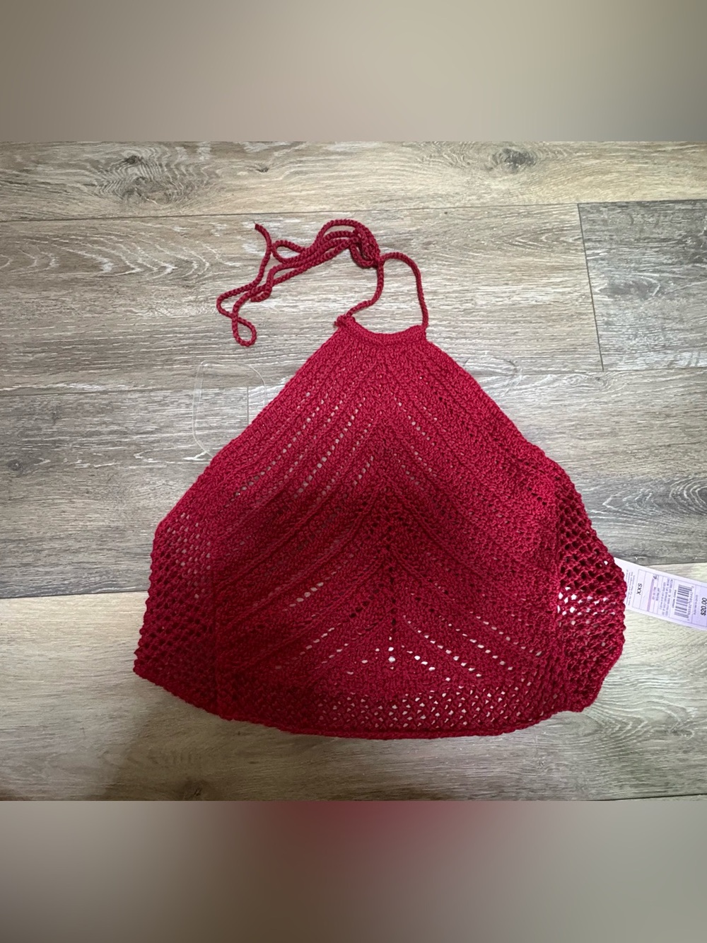 Red crochet halter top with leaf-like pattern, size XXS #crochet #halter